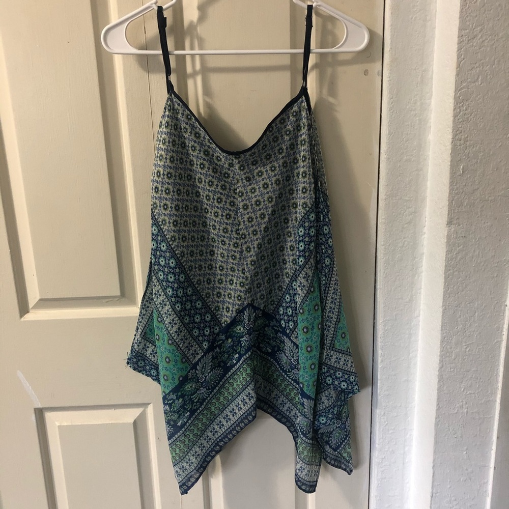 Target cute designed blouse. - Picture 3 of 3